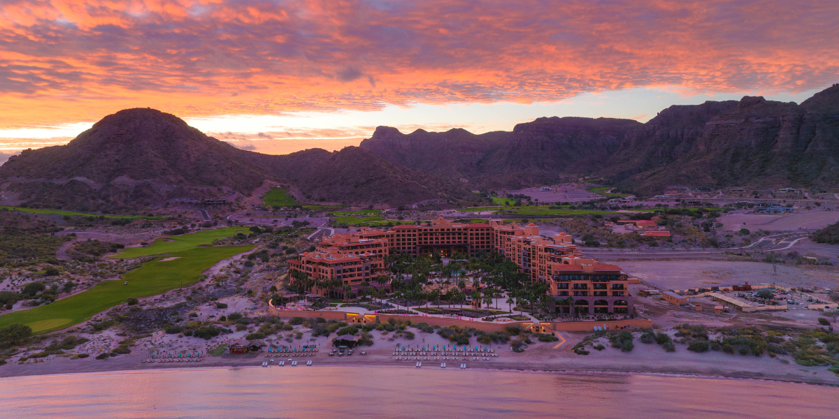 Villa Del Palmar Loreto Se Acredita Prestigiosos Premios En