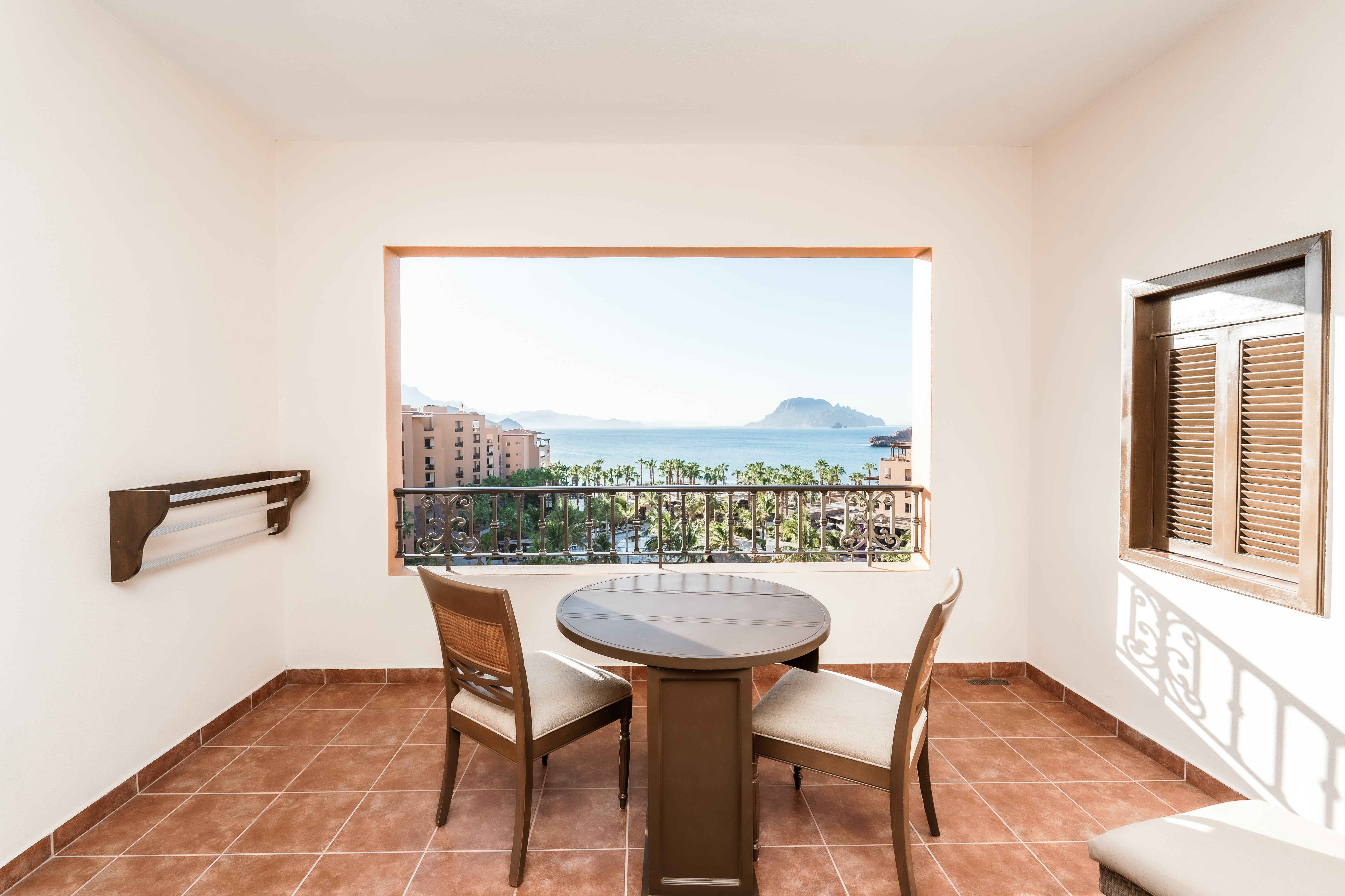 Deluxe Suite Ocean View