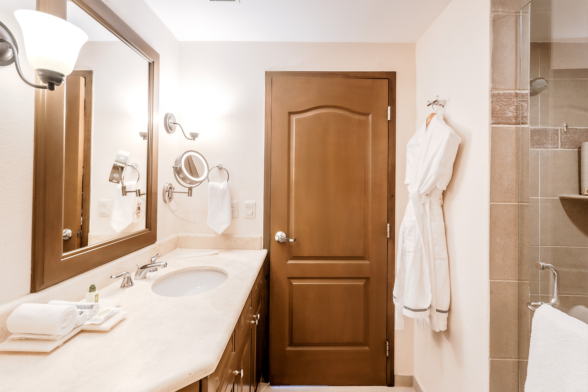 Deluxe Suite Premium Floor 