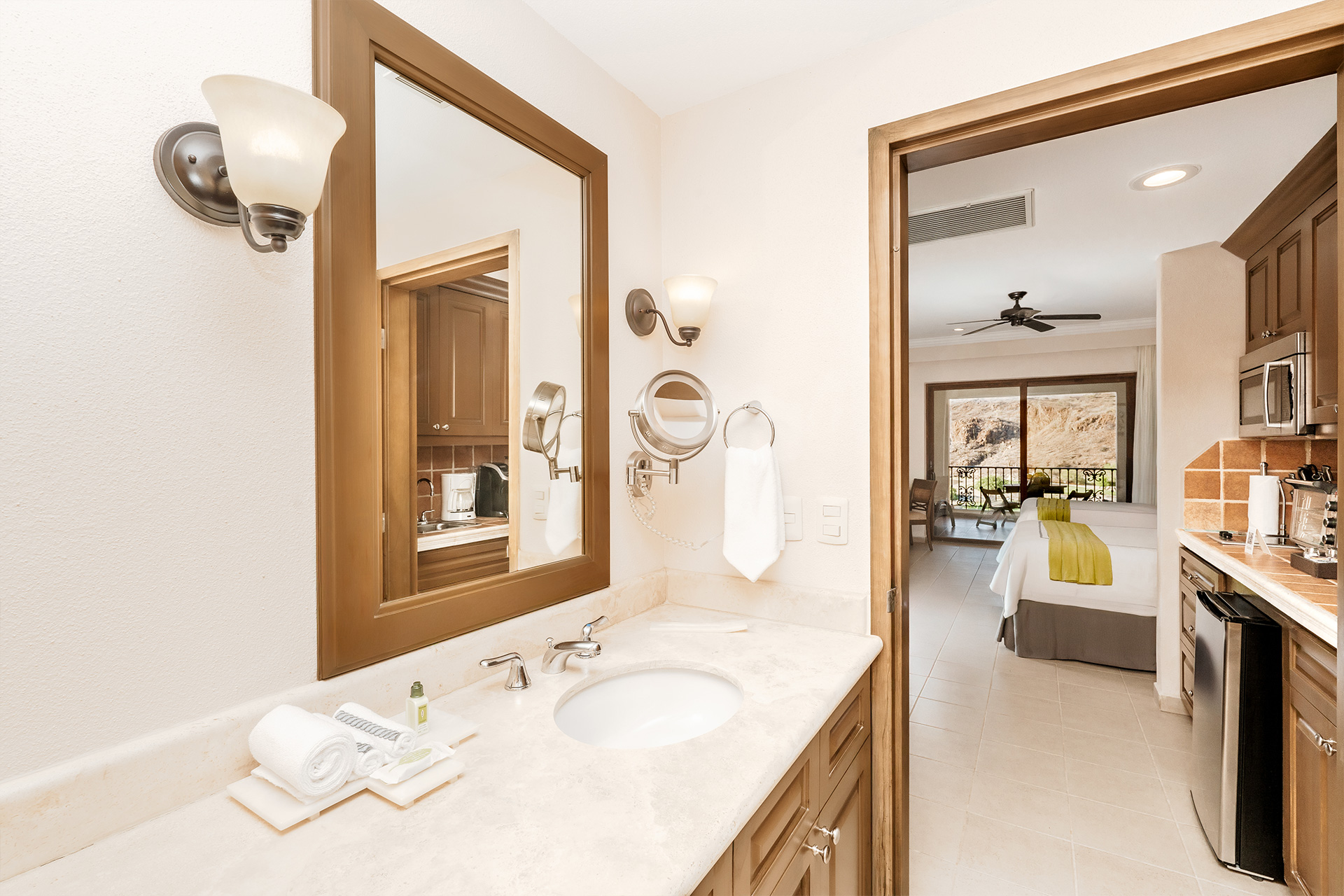 Deluxe Suite Premium Floor 