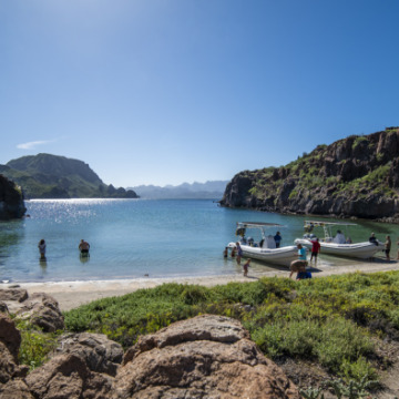 New Flights Expand Access from DFW, PHX to Islands of Loreto