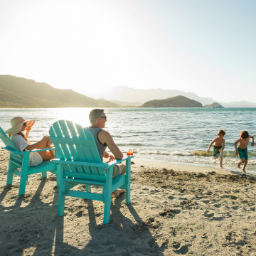 Beachcombers Bliss—Finding the Perfect Family Beach Retreat