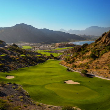 4 Amazing Vacations for Your Golf Bucket List