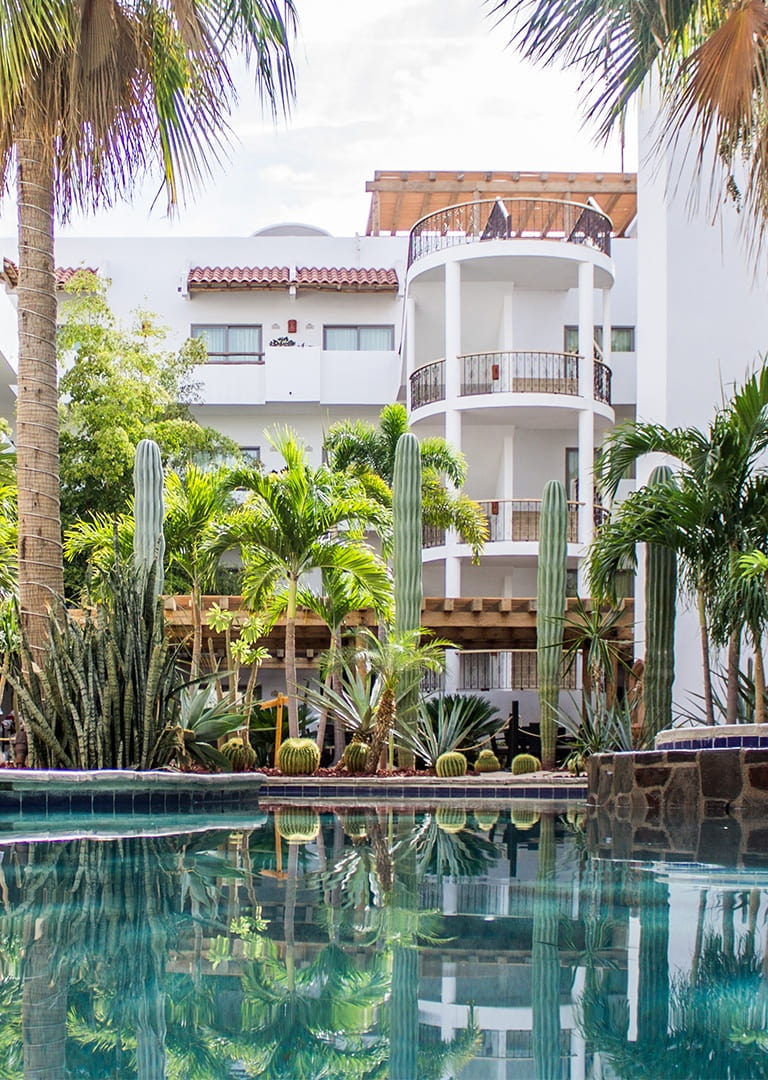Optimizada 768x1080 hotdeal hotel santafe mobile opt